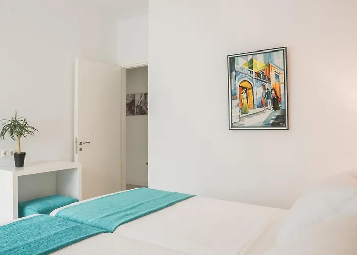 Feinikas * Metaxáta