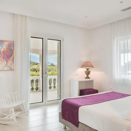 Feinikas Villa Metaxáta