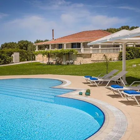 Feinikas Villa Metaxata